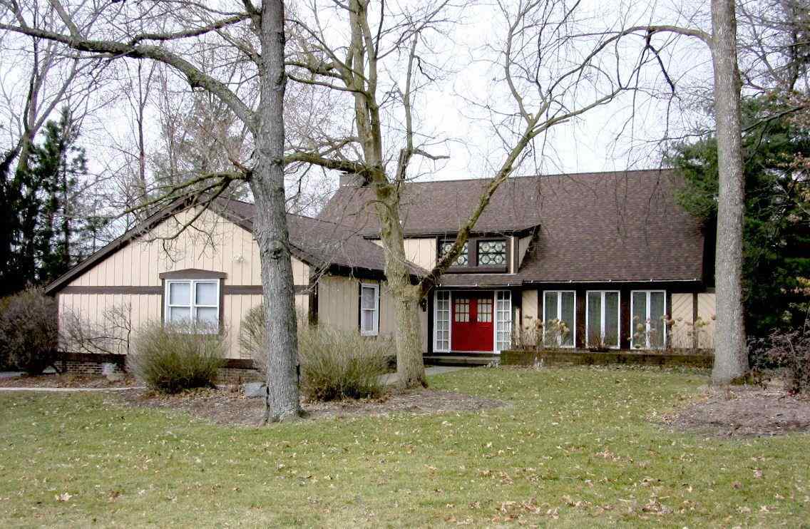 1604 Cottonwood Cir, Lafayette, IN 47905 photo 1