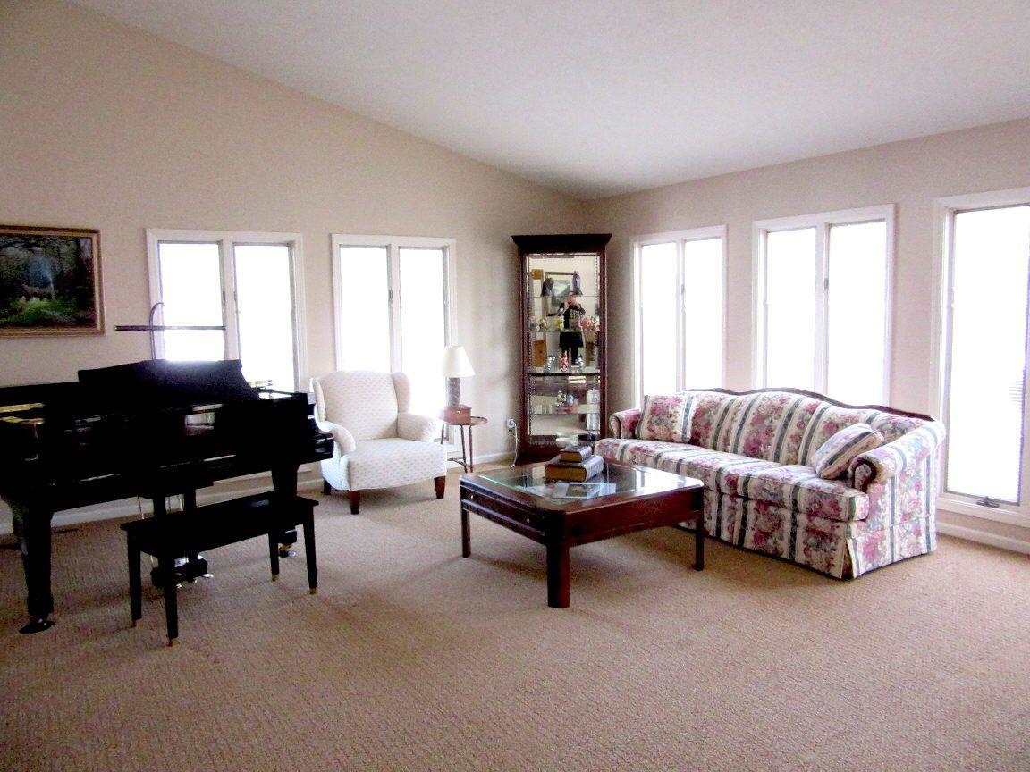1604 Cottonwood Cir, Lafayette, IN 47905 photo 3
