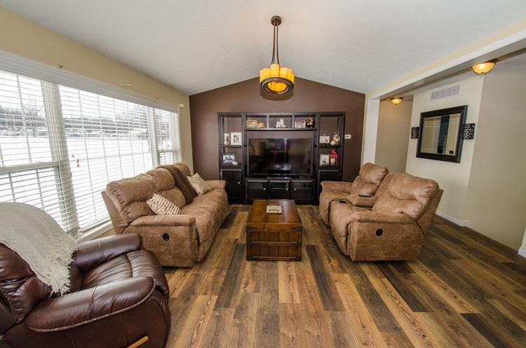 1419 Gauley River Dr, Mishawaka, IN 46544 photo 12