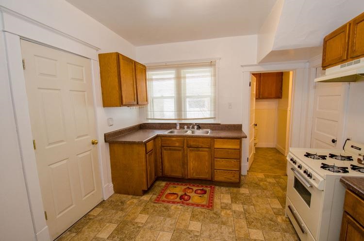 1705 Lane Ave, Elkhart, IN 46516 photo 4