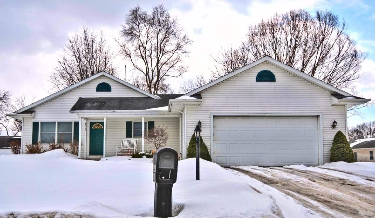 2020 Nathan Ln, Goshen, IN 46528 photo 1