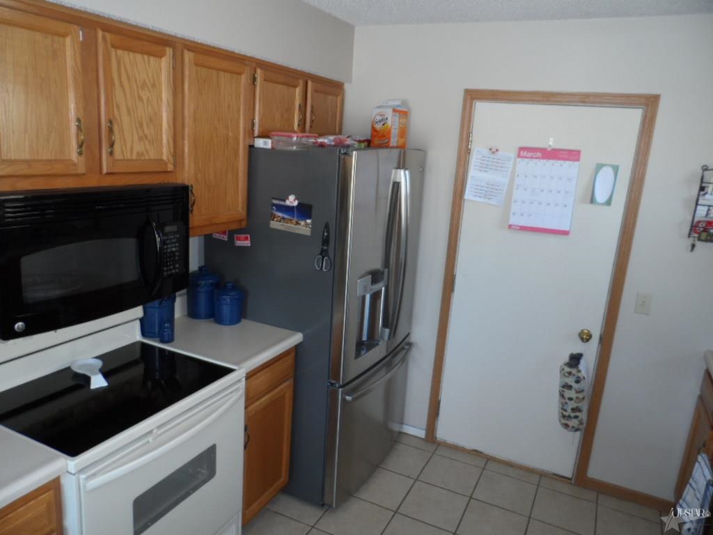 1200 Virginia Ln, Auburn, IN 46706 photo 9