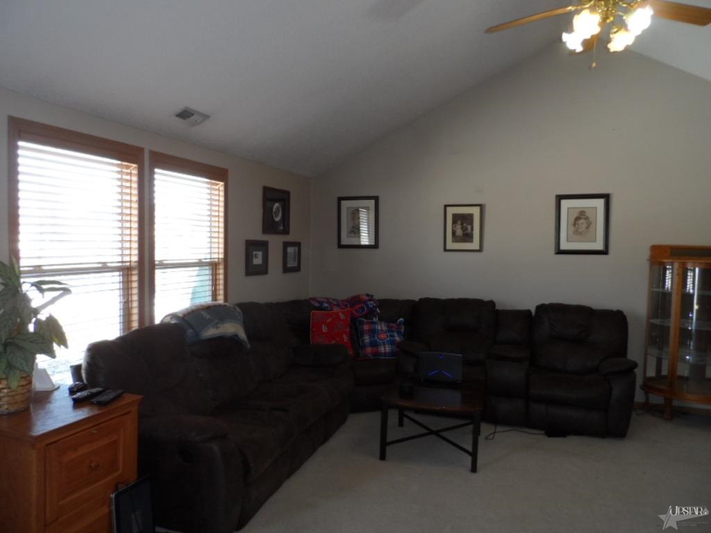 1200 Virginia Ln, Auburn, IN 46706 photo 6