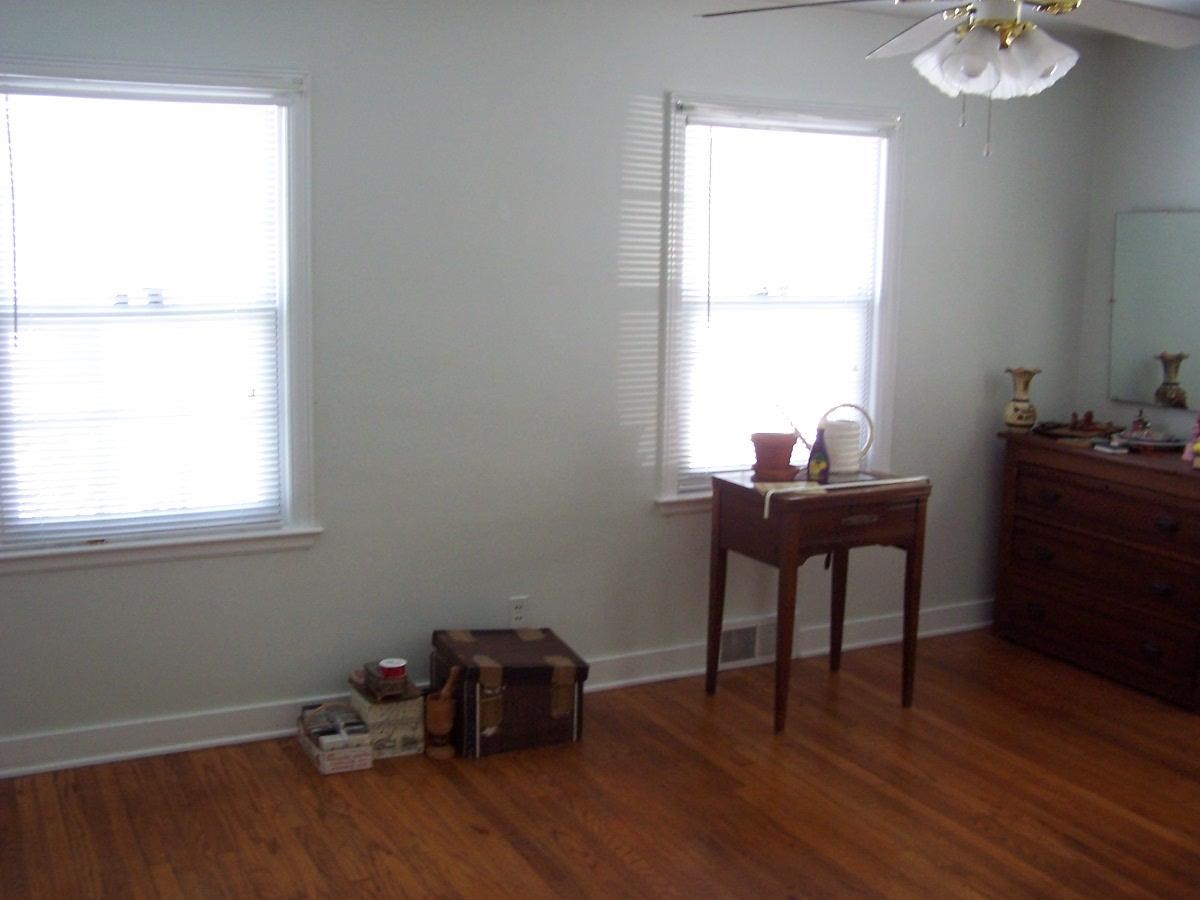 120 E Walnut St, Princeton, IN 47670 photo 9