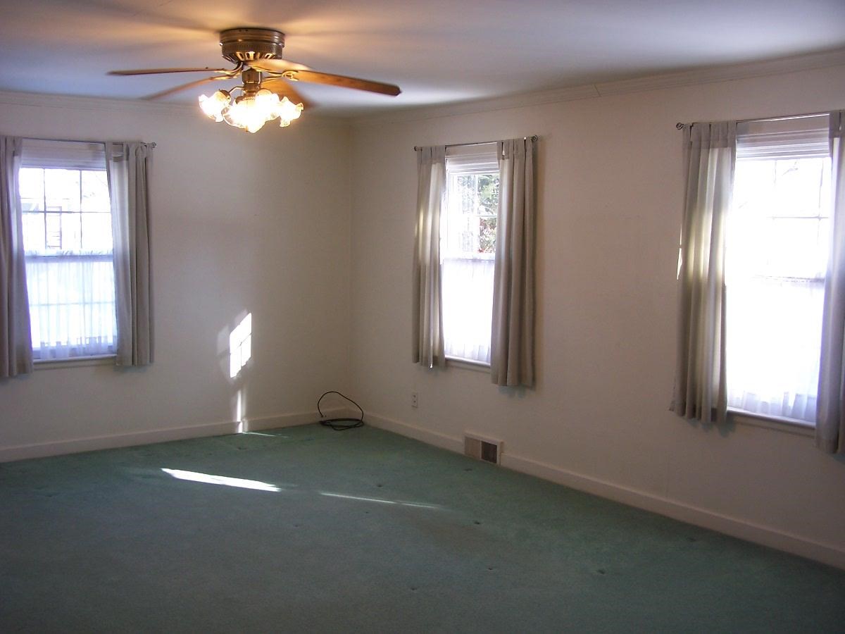 120 E Walnut St, Princeton, IN 47670 photo 4