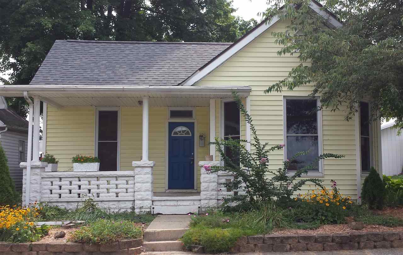 320 SE 7th St, Washington, IN 47501 photo 1