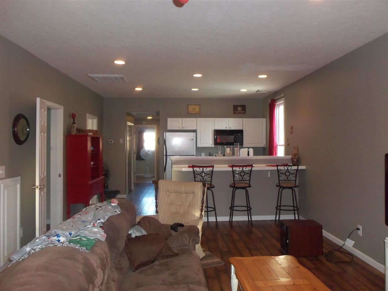 320 SE 7th St, Washington, IN 47501 photo 3
