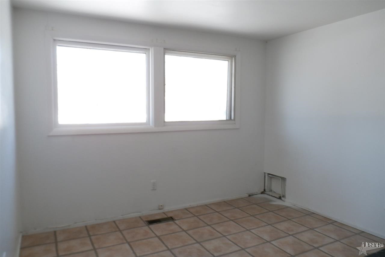 5921 Allendale Dr, Fort Wayne, IN 46809 photo 8