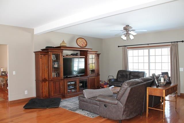 446 E Fourth St, Williamsport, IN 47993 photo 3