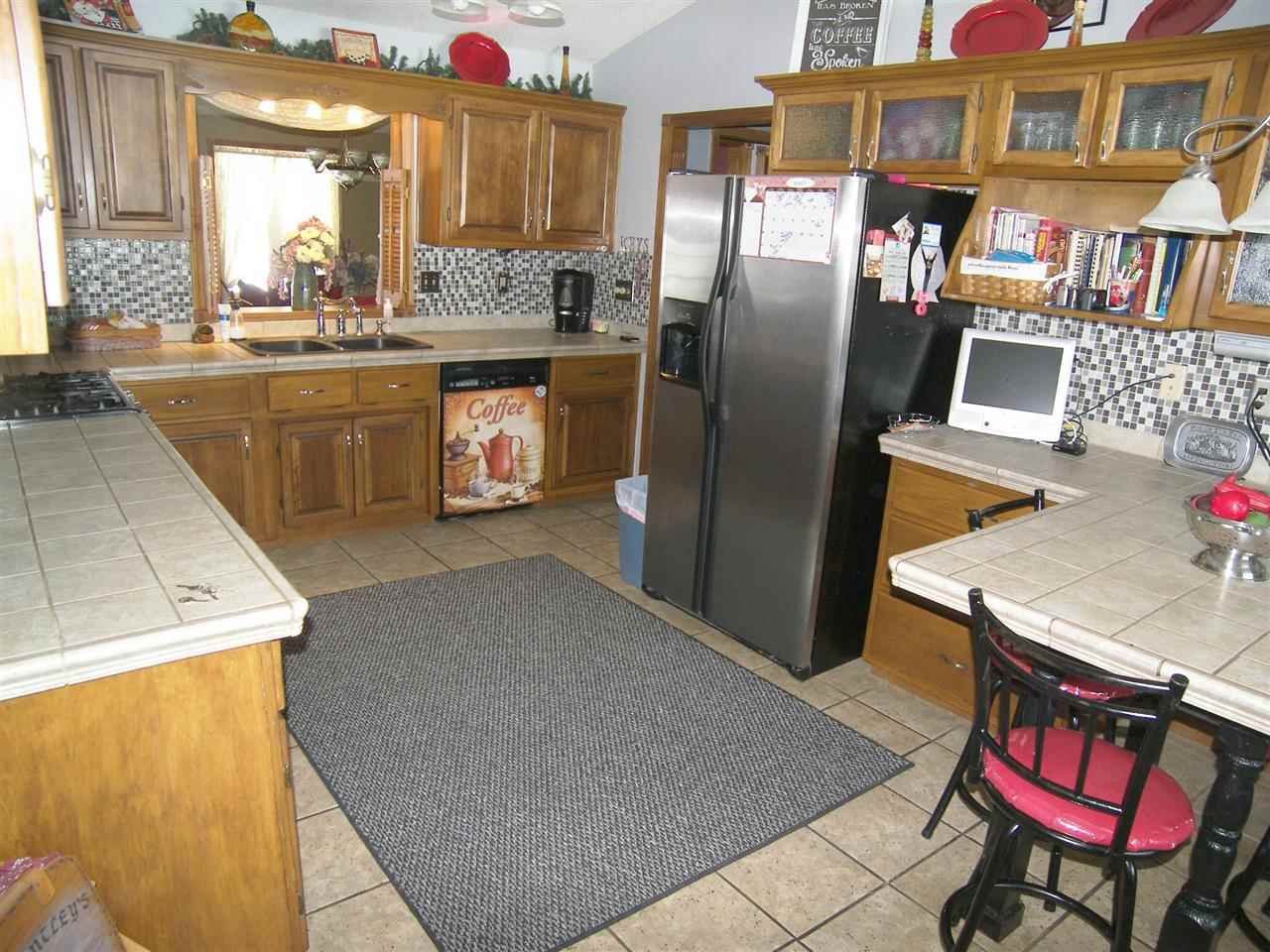 617 S 800 E, Greentown, IN 46936 photo 2