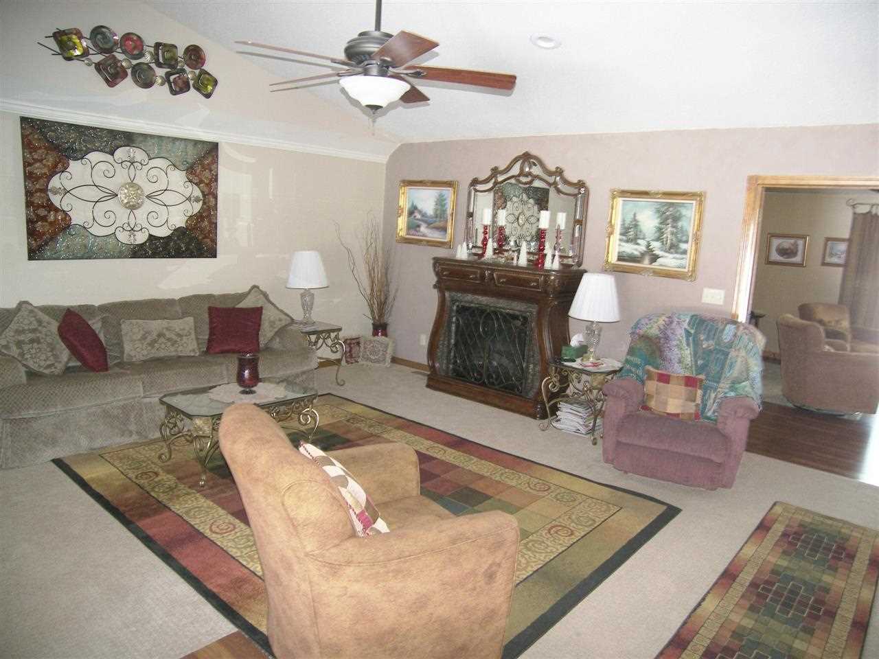 617 S 800 E, Greentown, IN 46936 photo 4