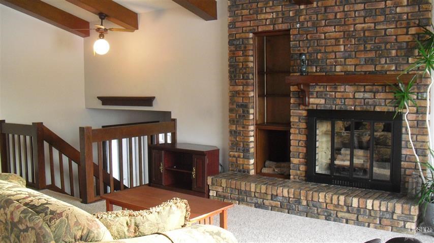 11853 N Pied Piper Pkwy, Cromwell, IN 46732 photo 8