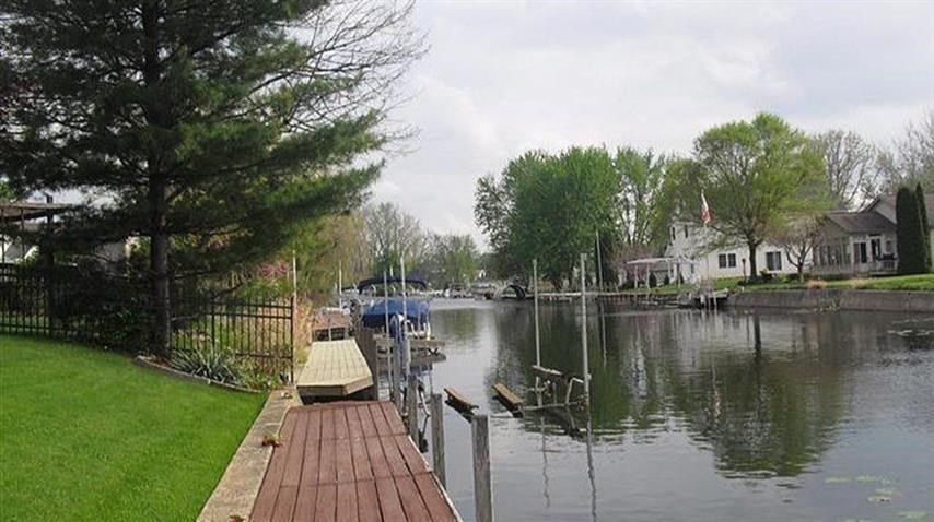 11853 N Pied Piper Pkwy, Cromwell, IN 46732 photo 24