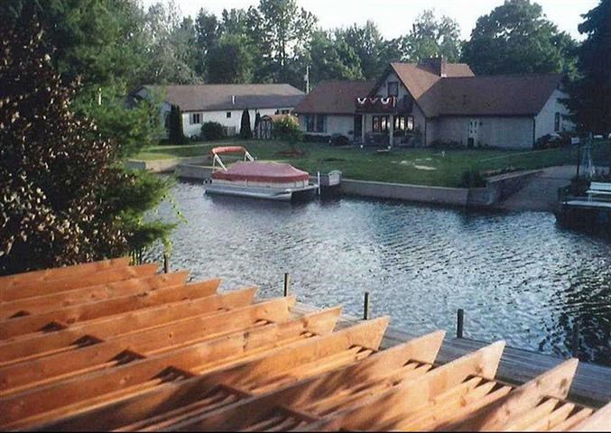 11853 N Pied Piper Pkwy, Cromwell, IN 46732 photo 4