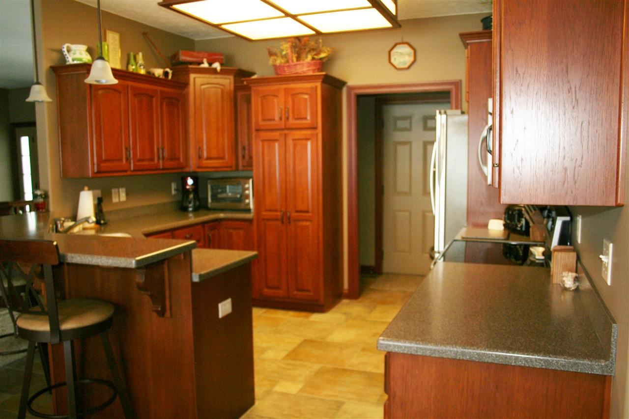 2927 E Lake Tahoe Trl, Warsaw, IN 46582 photo 5
