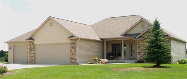 2927 E Lake Tahoe Trl, Warsaw, IN 46582 photo 1