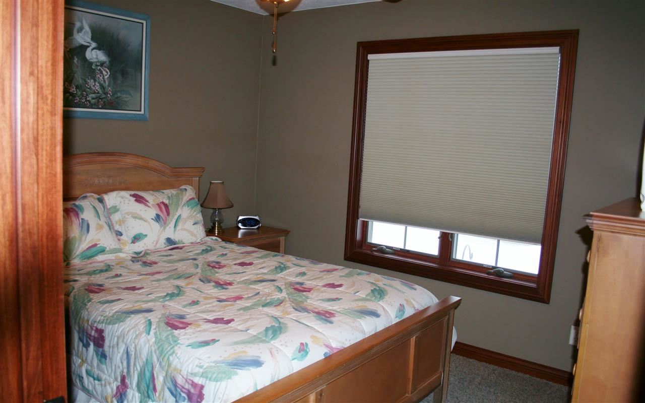 2927 E Lake Tahoe Trl, Warsaw, IN 46582 photo 8
