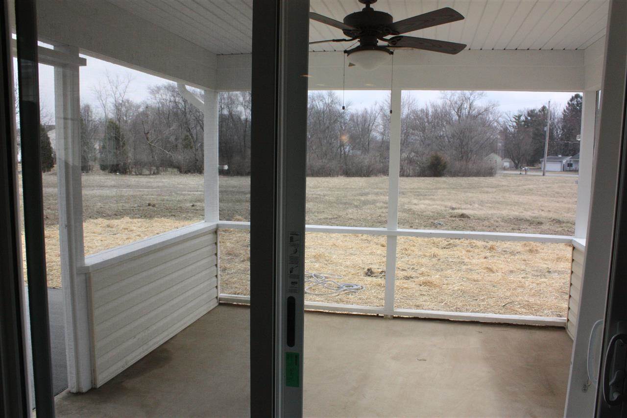 608 Bluegrass Trl, Kokomo, IN 46901 photo 6