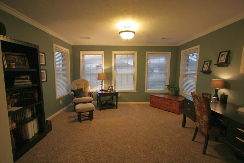 2229 N Anya Ct, Huntingburg, IN 47542 photo 7