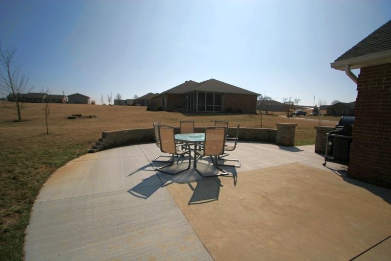 2229 N Anya Ct, Huntingburg, IN 47542 photo 20