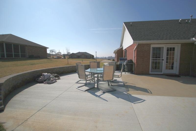 2229 N Anya Ct, Huntingburg, IN 47542 photo 19
