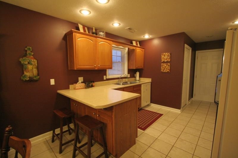2229 N Anya Ct, Huntingburg, IN 47542 photo 10