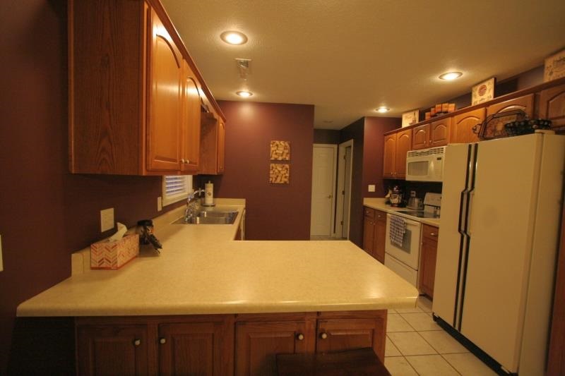 2229 N Anya Ct, Huntingburg, IN 47542 photo 9