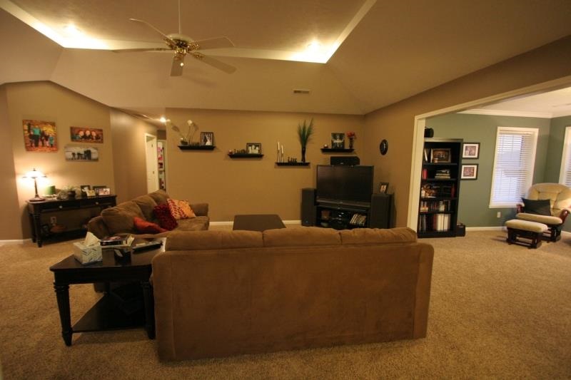 2229 N Anya Ct, Huntingburg, IN 47542 photo 4