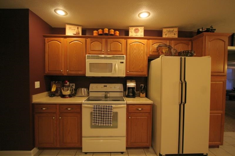 2229 N Anya Ct, Huntingburg, IN 47542 photo 8