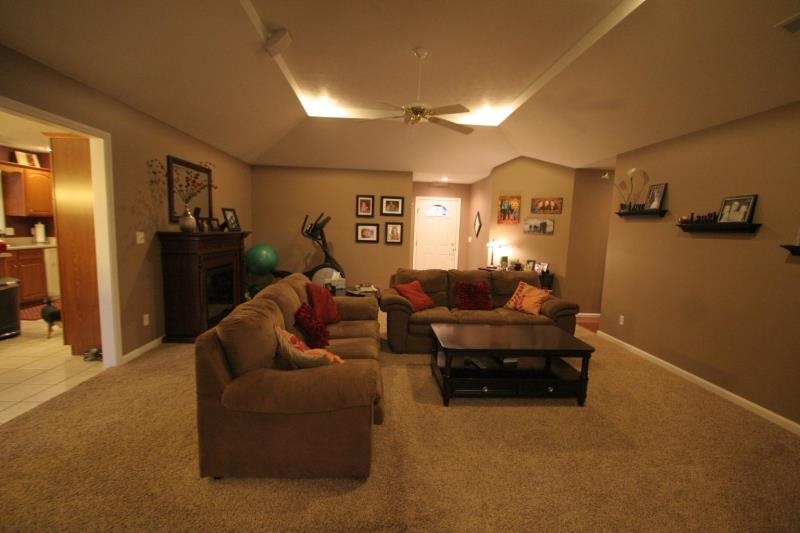 2229 N Anya Ct, Huntingburg, IN 47542 photo 3