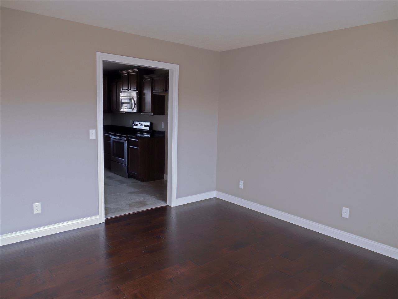 8817 Hedgewood Ct, Evansville, IN 47725 photo 3
