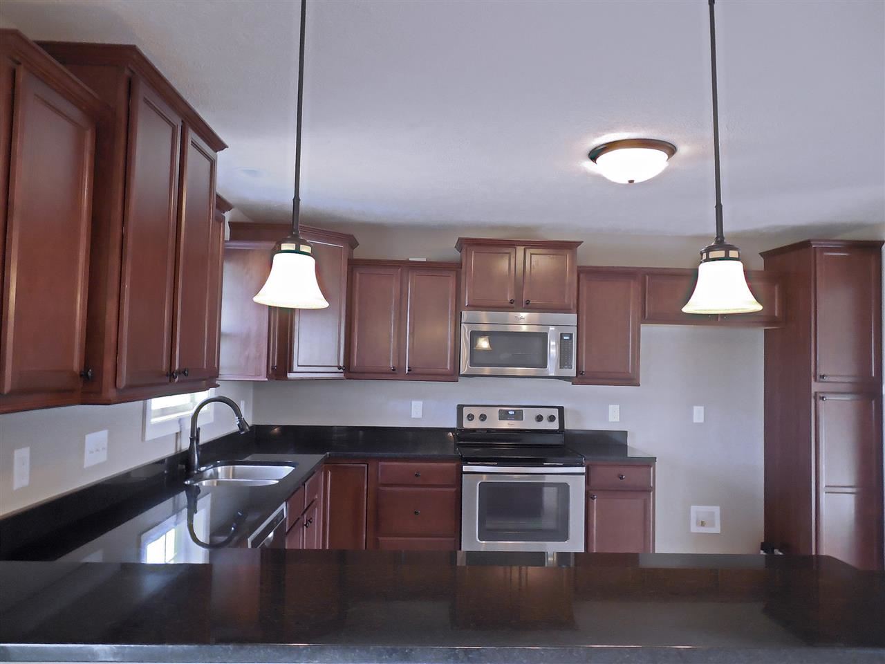 8817 Hedgewood Ct, Evansville, IN 47725 photo 5