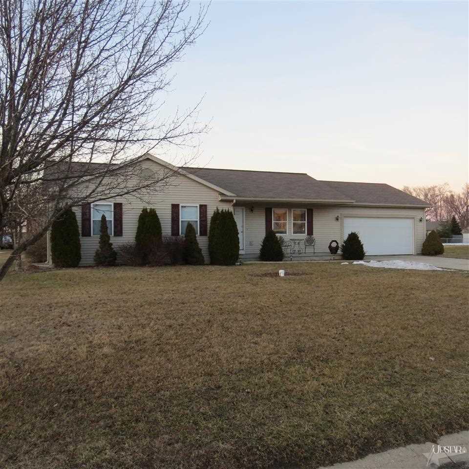 16327 Sunflower Ave, Goshen, IN 46526 photo 1