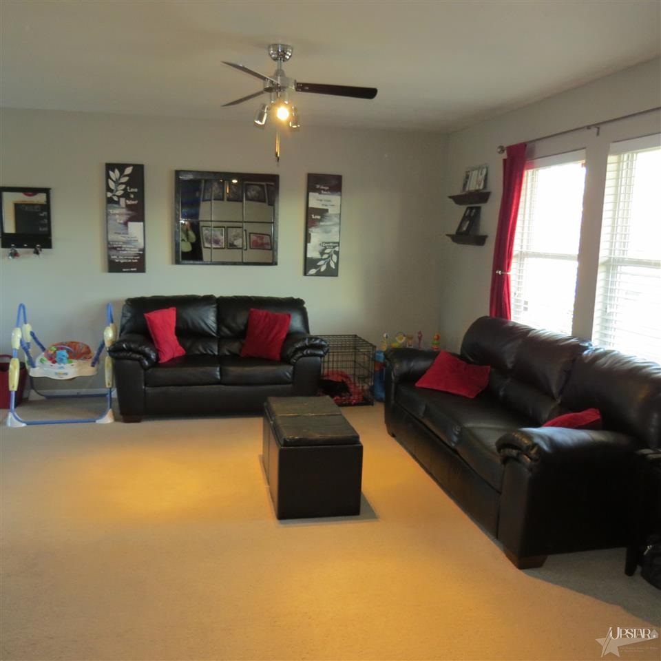 16327 Sunflower Ave, Goshen, IN 46526 photo 5