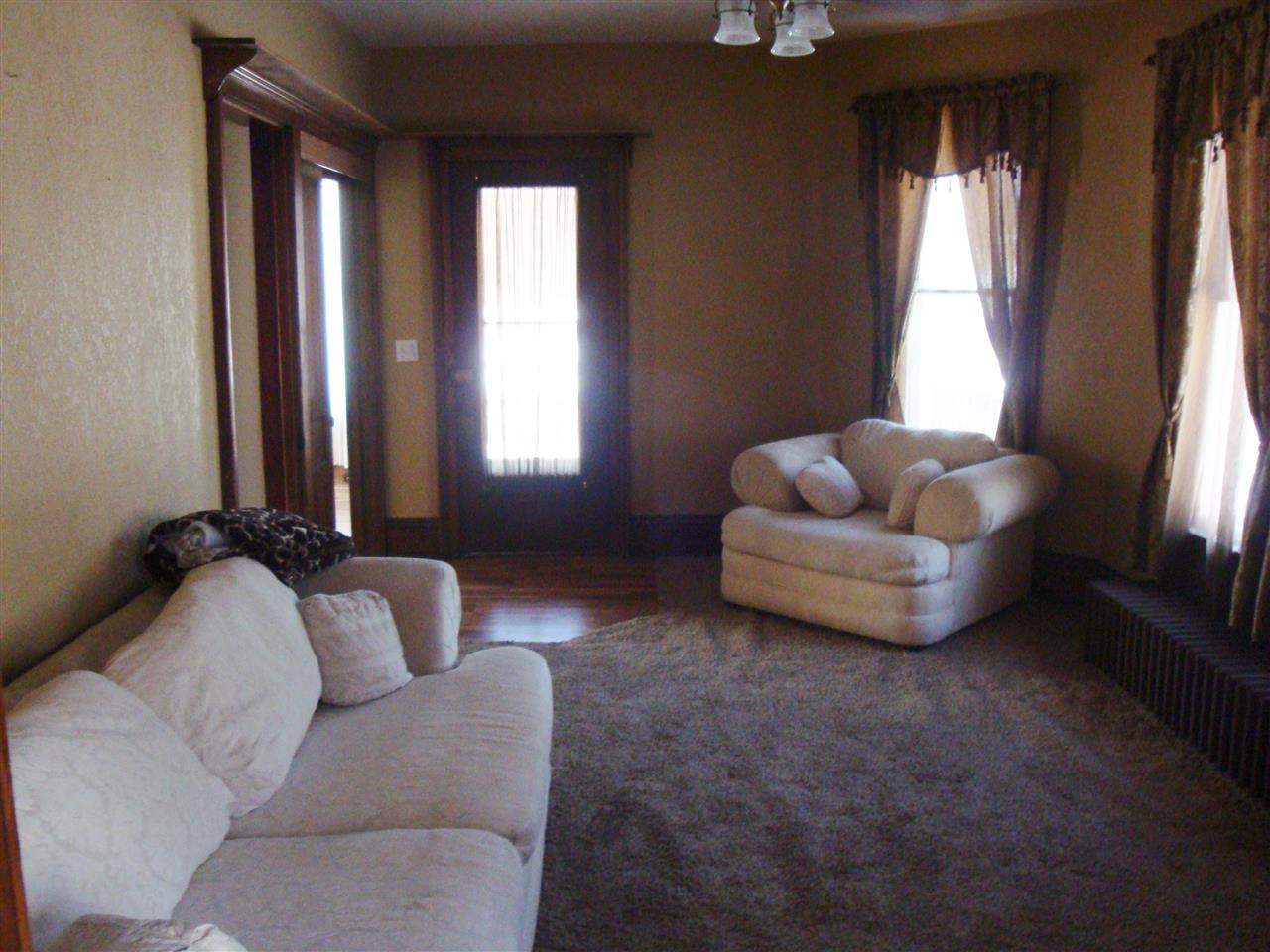 601 Union St, Lagrange, IN 46761 photo 5