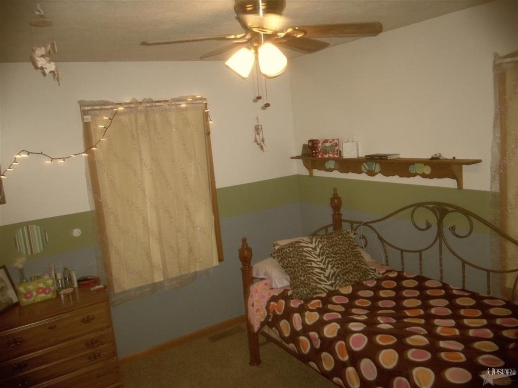 20590 Meadow Ln, Goshen, IN 46528 photo 9