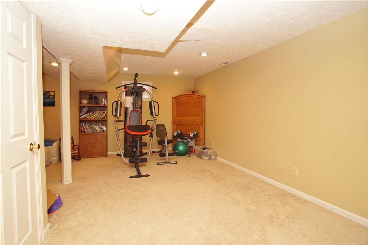 1427 Sunflower Ct, Greentown, IN 46936 photo 24
