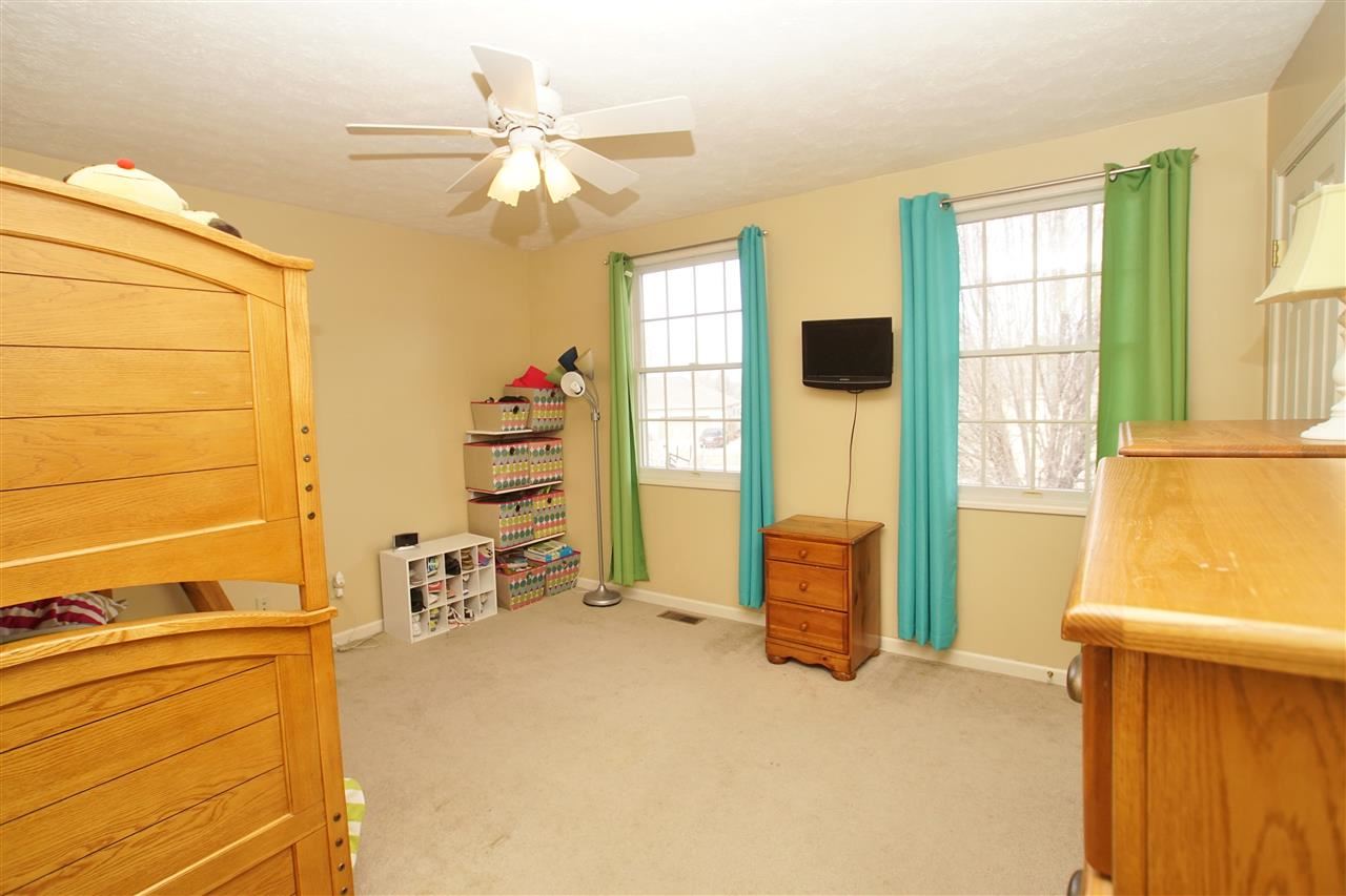 1427 Sunflower Ct, Greentown, IN 46936 photo 17