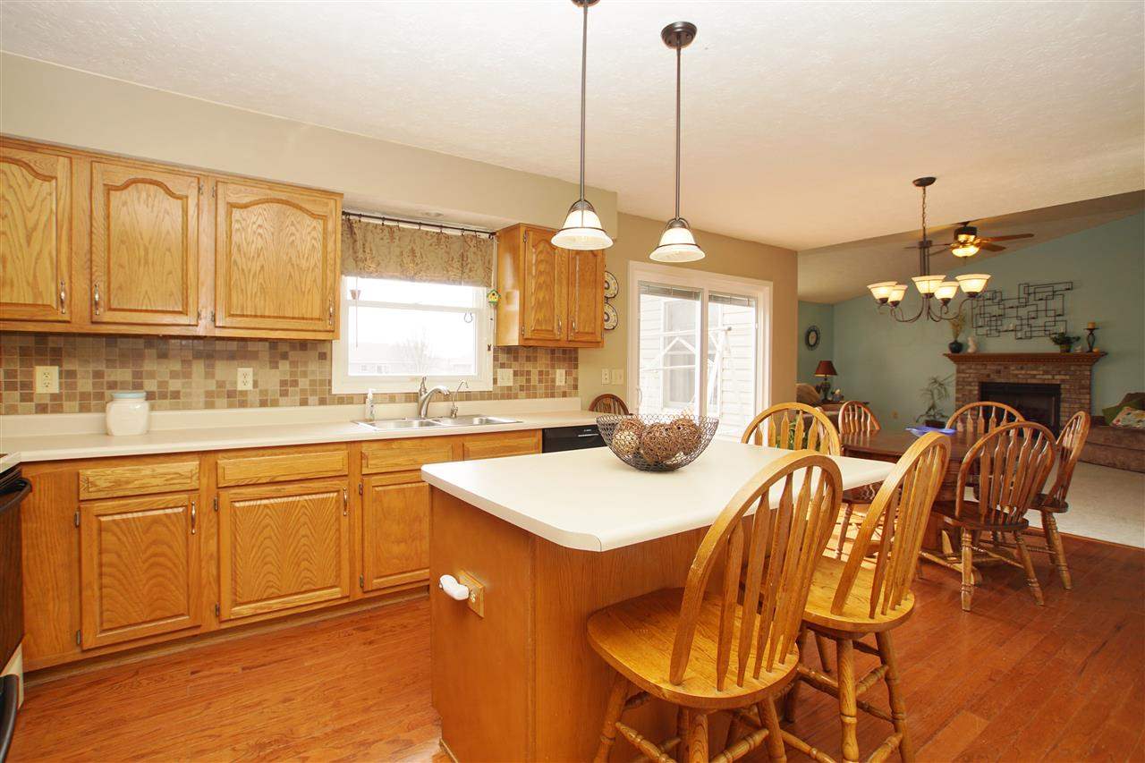 1427 Sunflower Ct, Greentown, IN 46936 photo 5