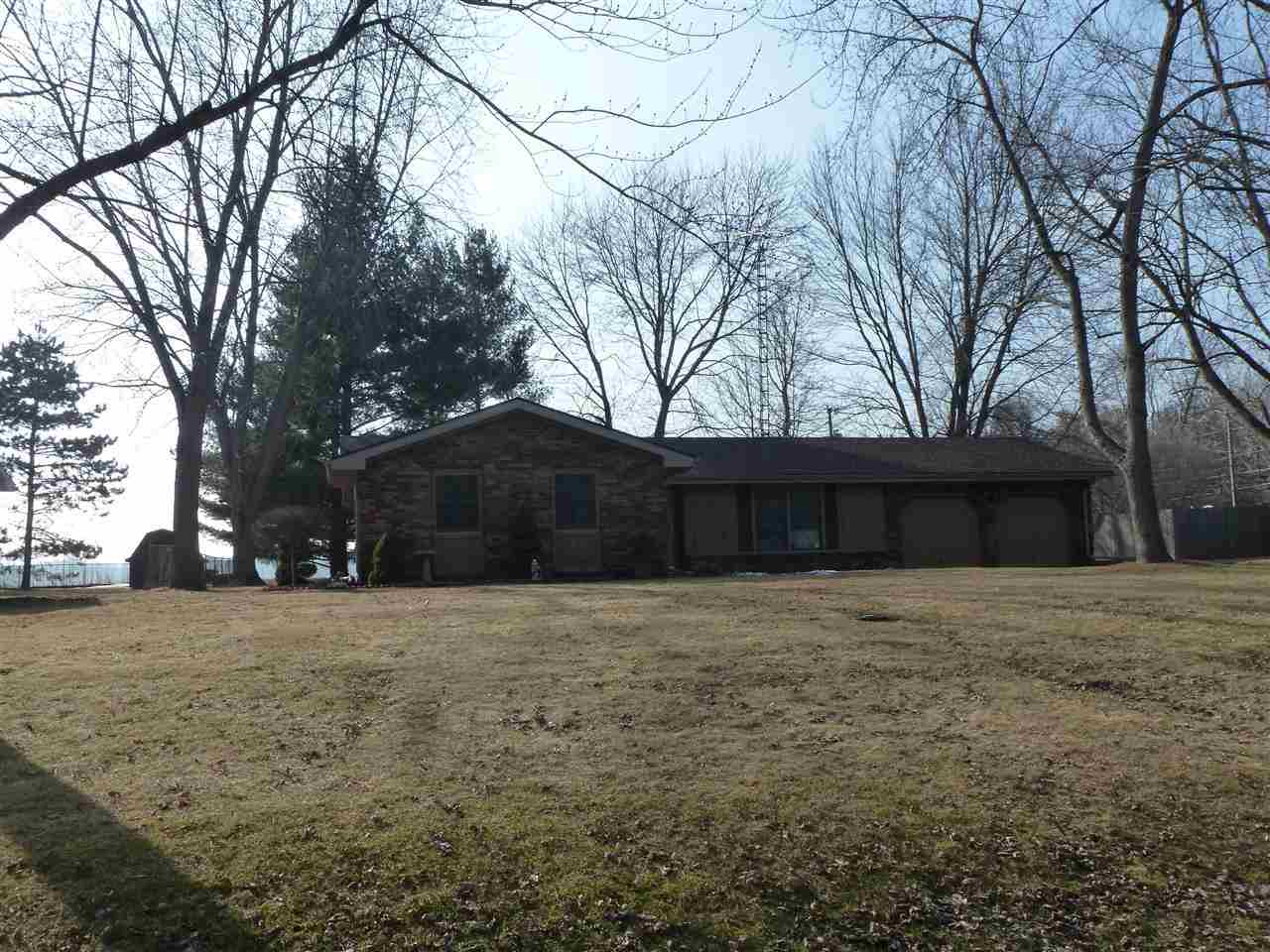 512 Raleigh Rd, Galveston, IN 46932 photo 2