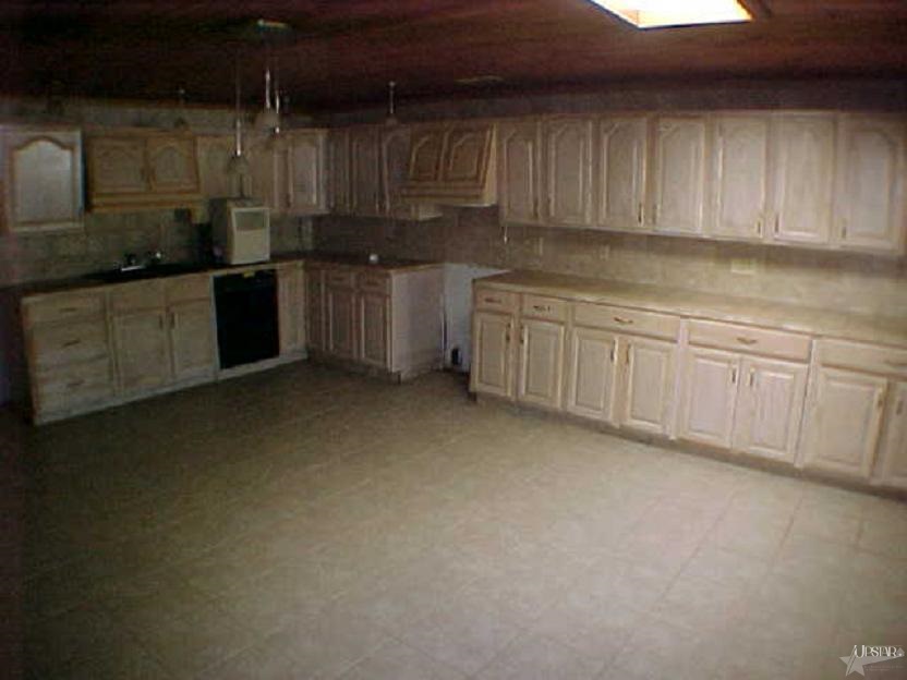 1050 S 350 W, Columbia City, IN 46725 photo 2
