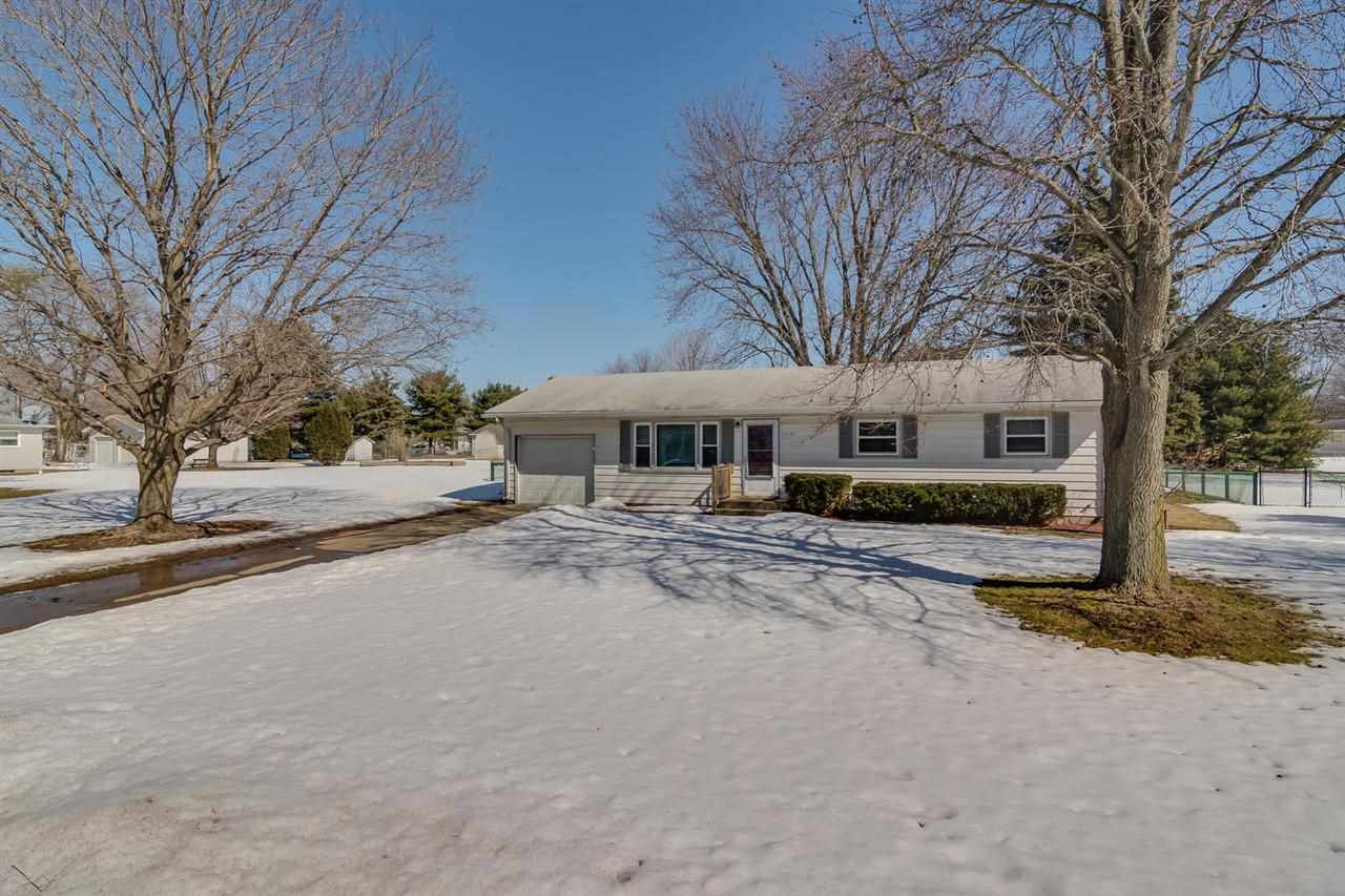 52290 Filbert Rd, Granger, IN 46530 photo 1