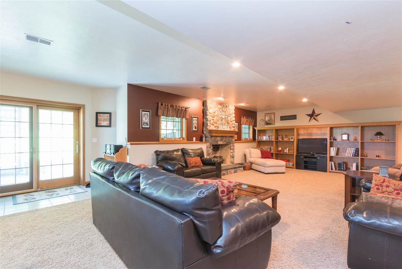 60534 Noble Ridge Dr, South Bend, IN 46614 photo 24