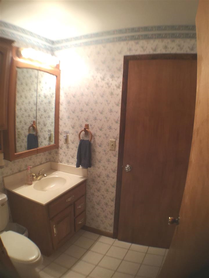 6484 S 390 E, Wabash, IN 46992 photo 6