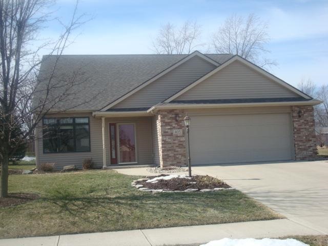 405 Mcintosh Ave, Kendallville, IN 46755 photo 1