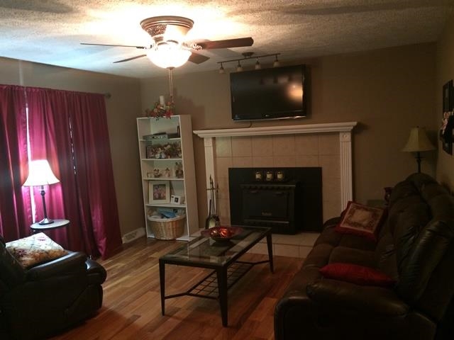 5014 Youngs Rd, Poseyville, IN 47633 photo 2