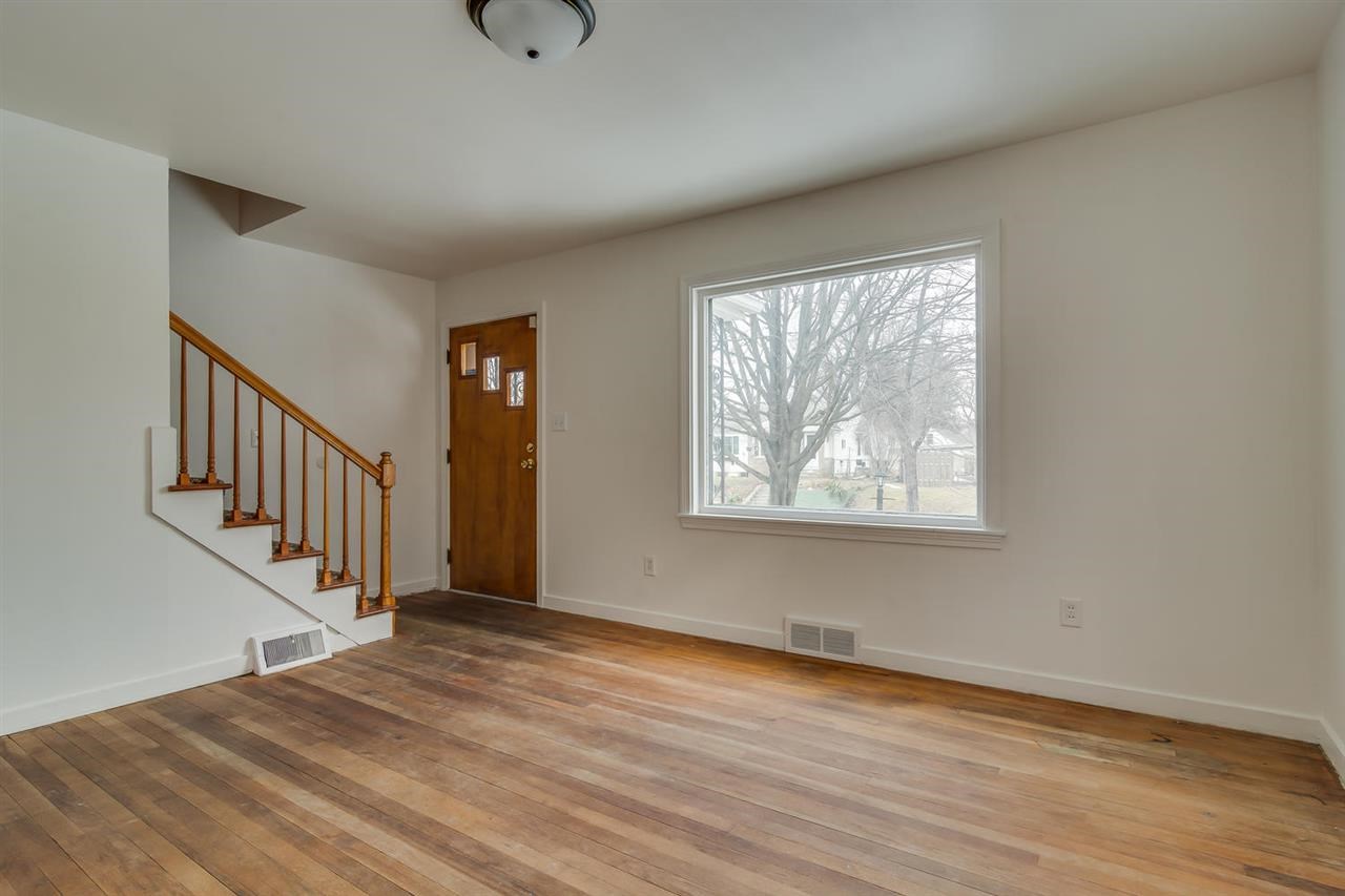 1406 E Fox St, South Bend, IN 46613 photo 5