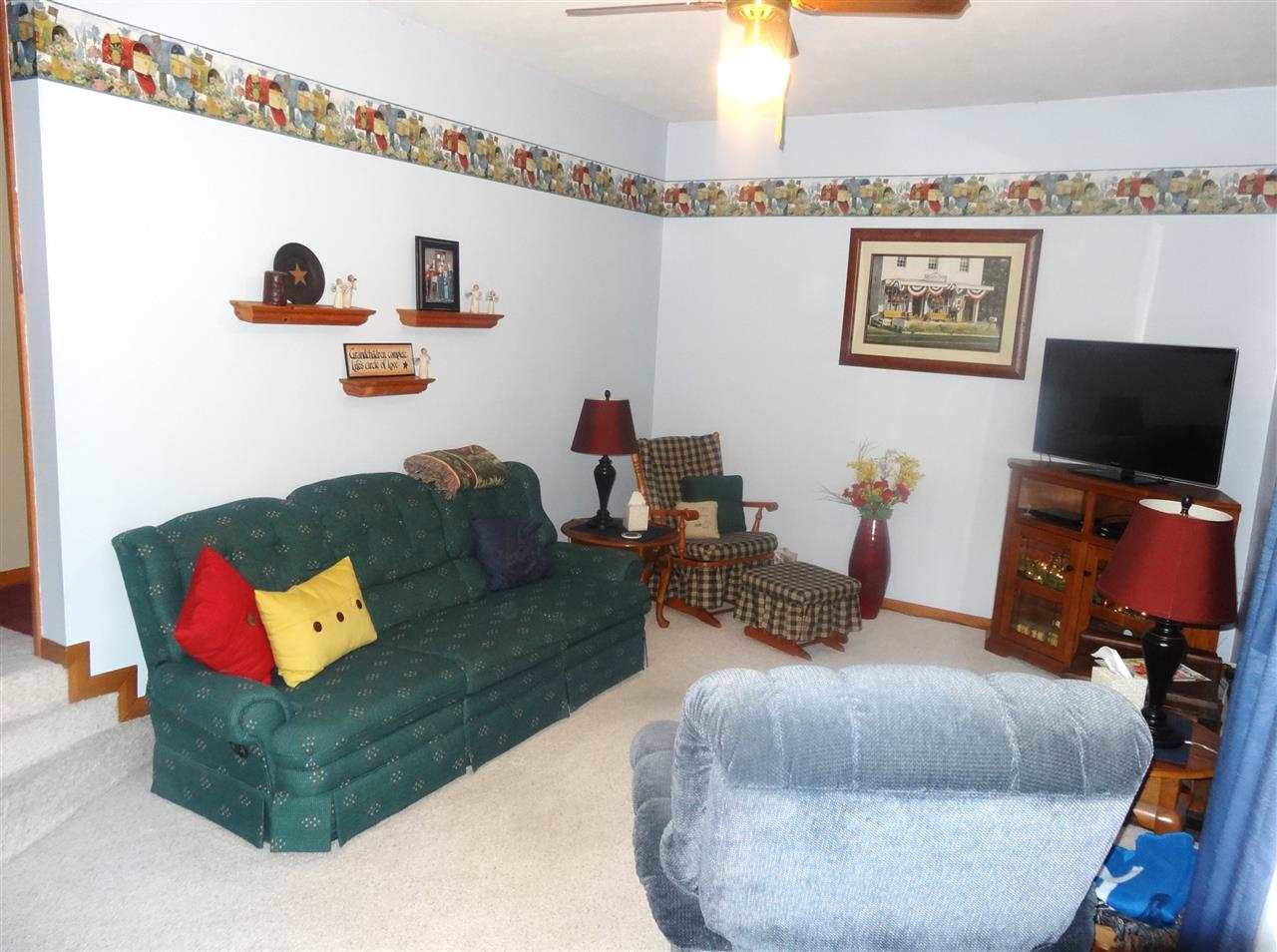 219 E Davis, Sweetser, IN 46987 photo 9