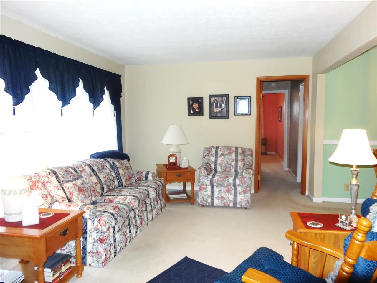 219 E Davis, Sweetser, IN 46987 photo 2