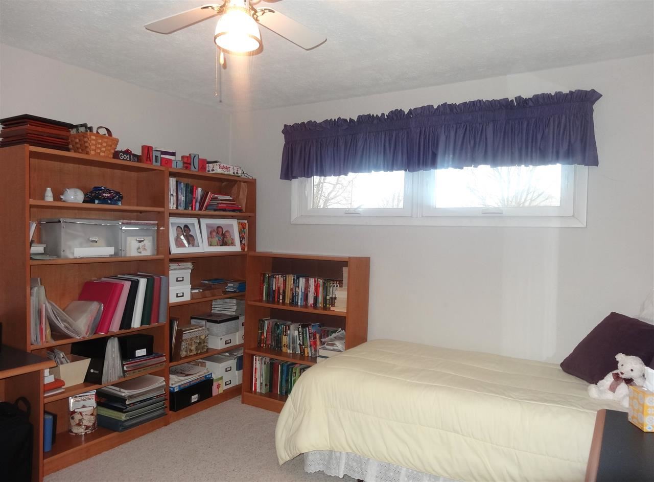 219 E Davis, Sweetser, IN 46987 photo 13